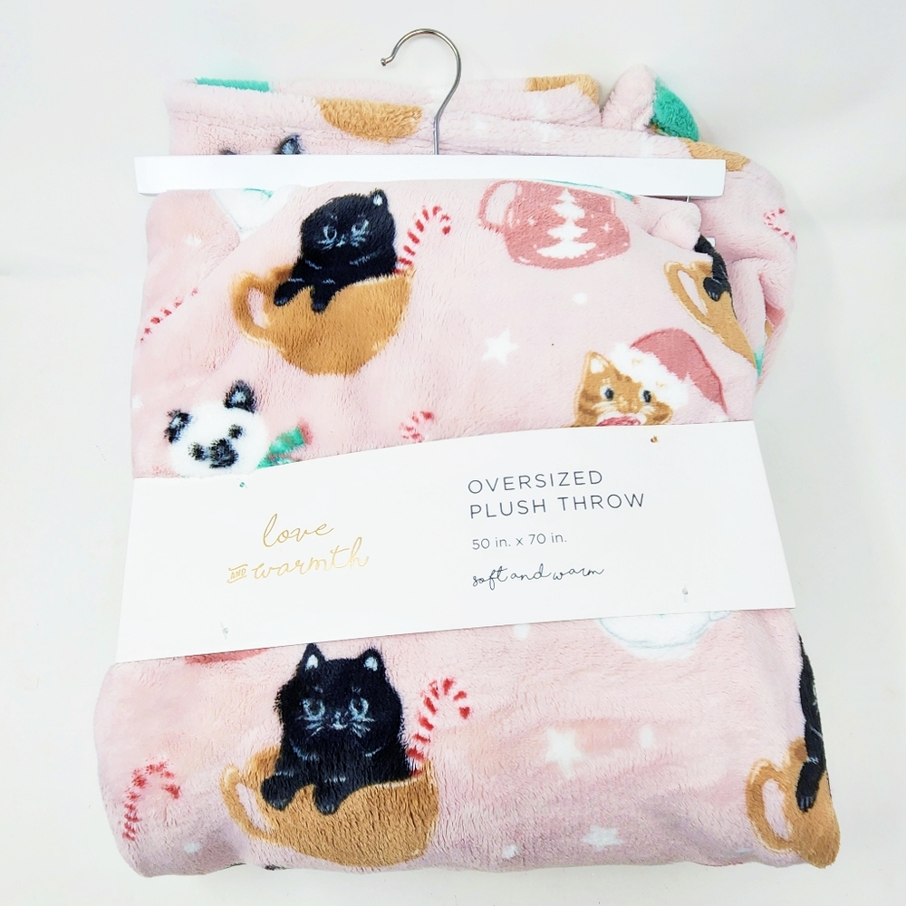 Cute Pink Christmas Cats in Mugs Print Oversized Throw Blanket Love & Warmth NWT